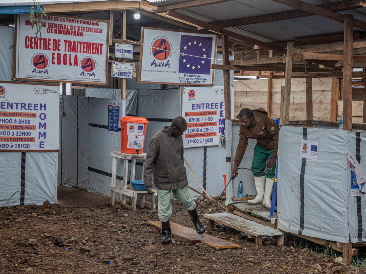 RDC : Kinshasa abandonne la quarantaine systématique contre Ebola et mise sur une évaluation des risques