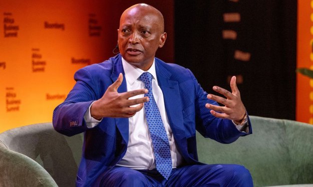 CAF : Patrice Motsepe rejette les accusations de corruption après la polémique autour de la CAN 2025